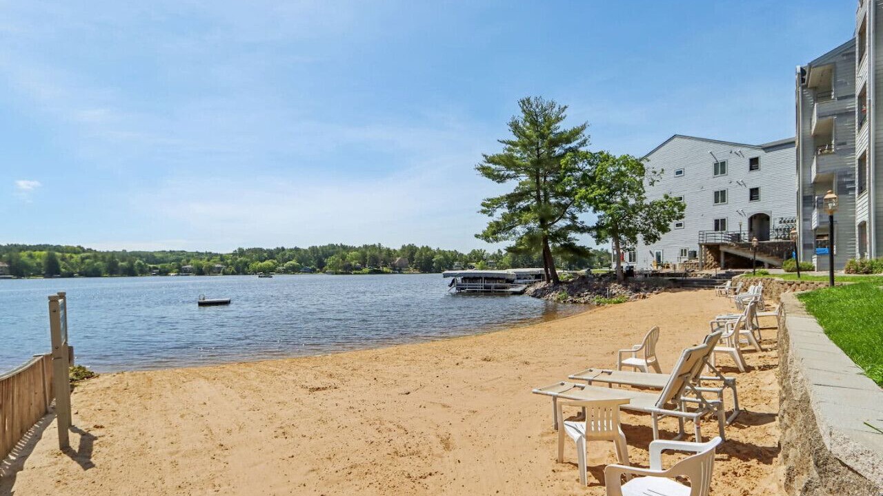 Photo of Others in Lake Delton