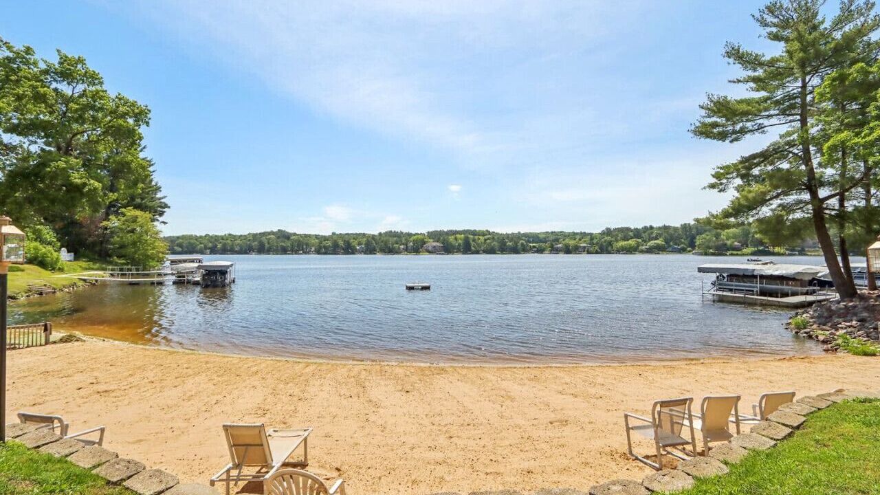 Photo of Others in Lake Delton