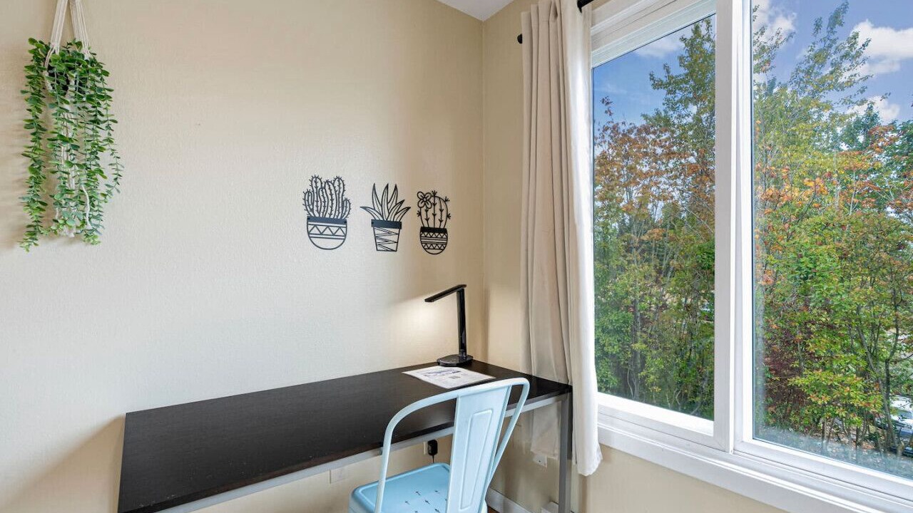 Photo of Others in Highline