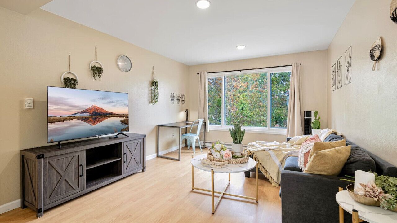 Photo of Livingroom in Highline