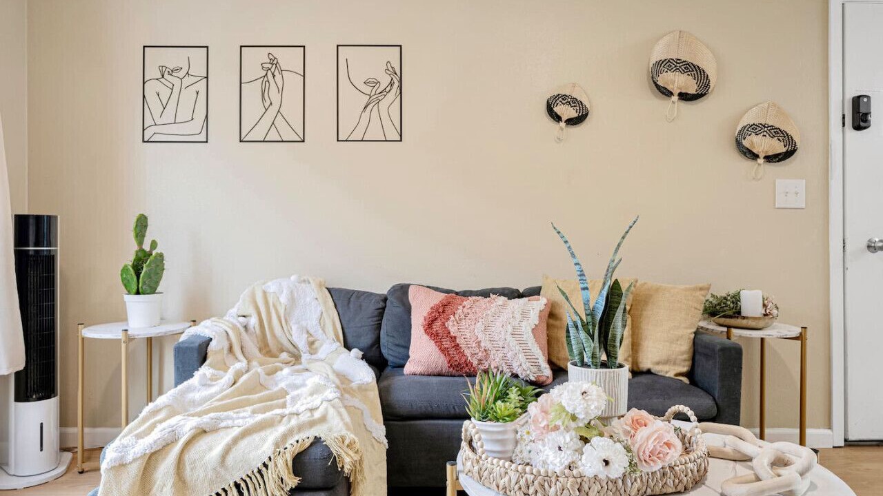 Photo of Livingroom in Highline