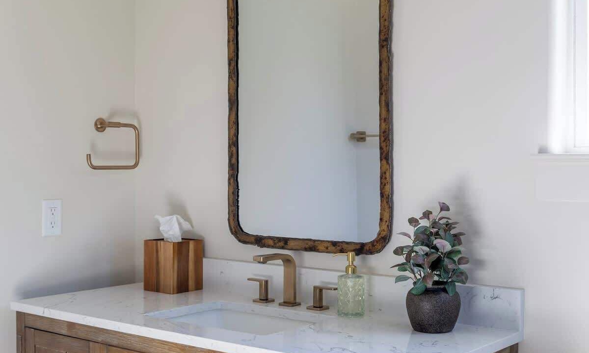 Photo of Bathroom in Round Top