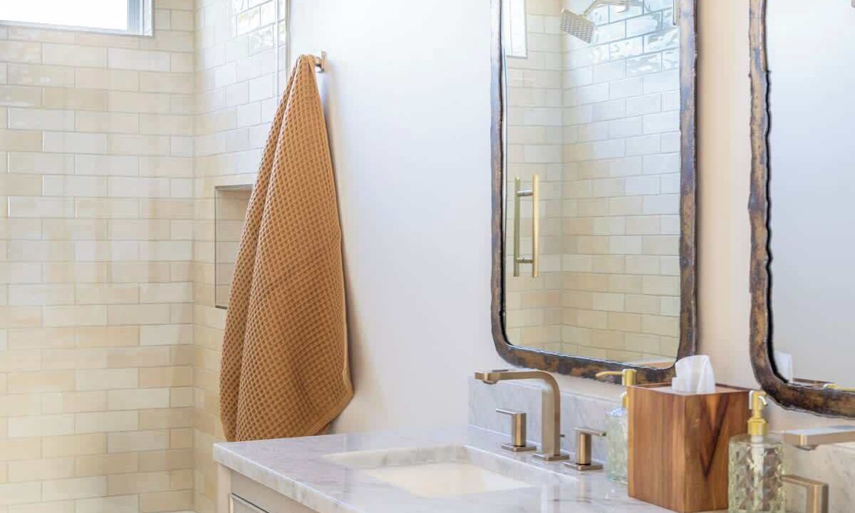 Photo of Bathroom in Round Top