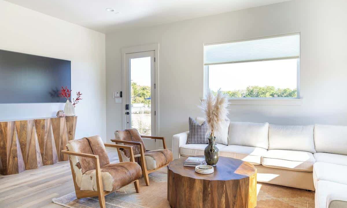 Photo of Livingroom in Round Top