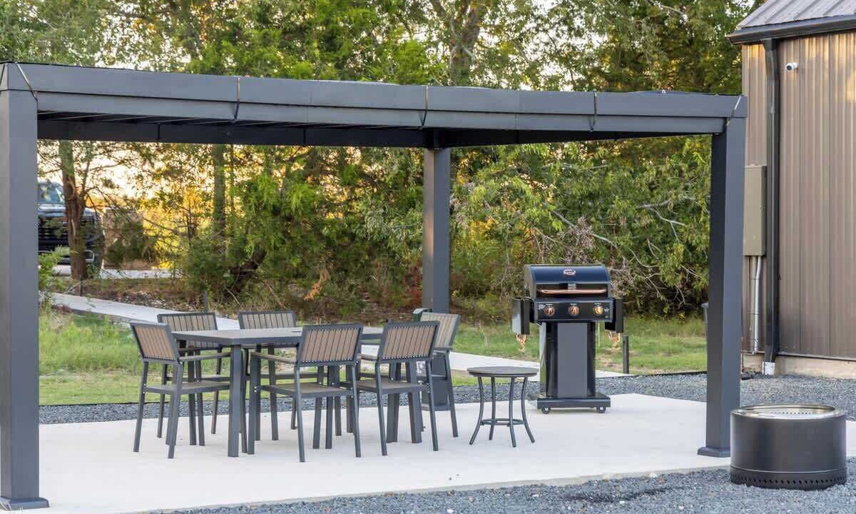 Photo of Outdoor in Round Top