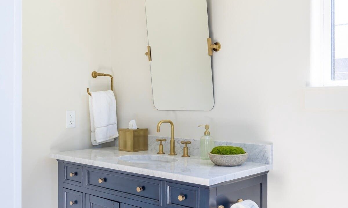 Photo of Bathroom in Round Top