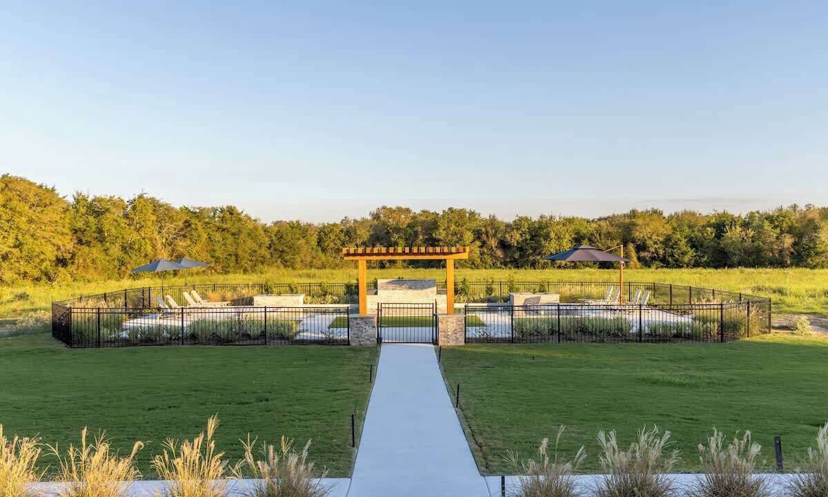 Photo of Outdoor in Round Top