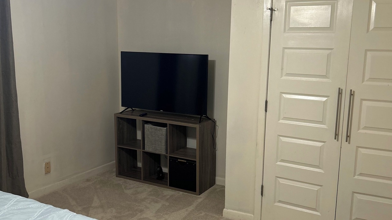 Photo of Bedroom in Enterprise