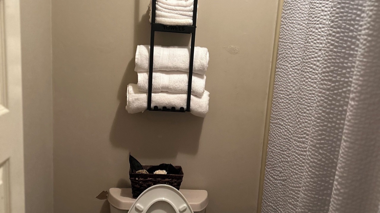 Photo of Bathroom in Enterprise