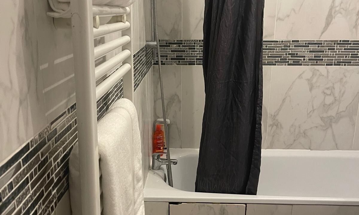 Photo of Bathroom in Sevres