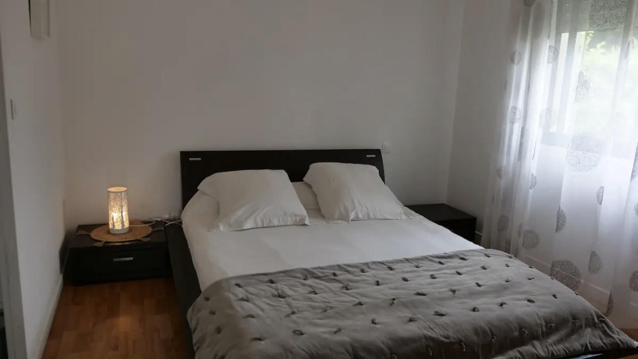 Photo of Bedroom in Pau Nord