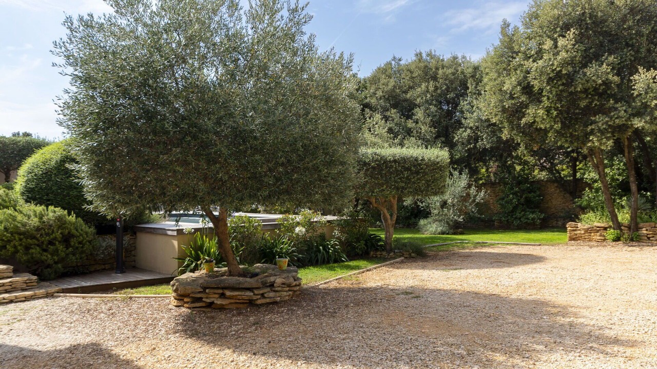 Photo of Outdoor in Vers-Pont-du-Gard