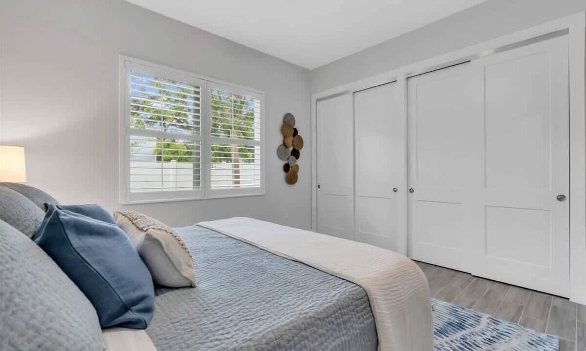 Photo of Bedroom in Arlington Park