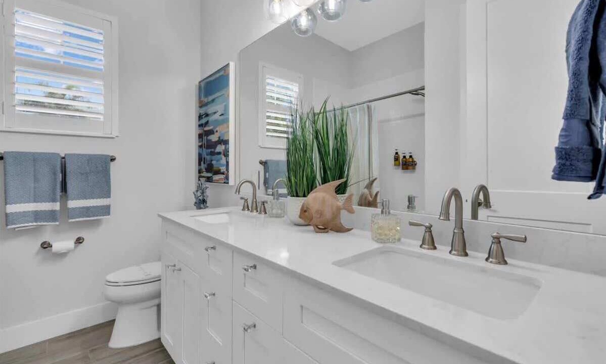 Photo of Bathroom in Arlington Park