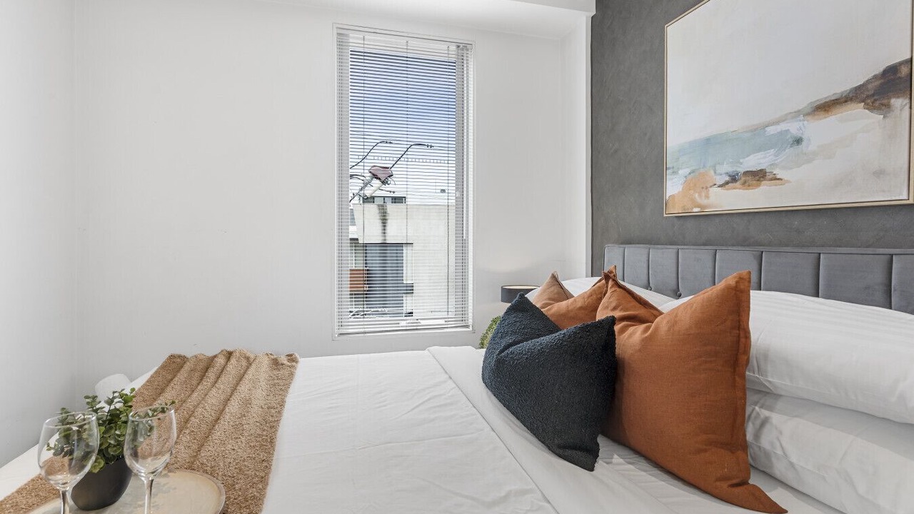 Photo of Bedroom in Caulfield North