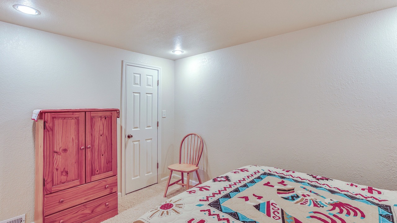 Photo of Bedroom in Covington