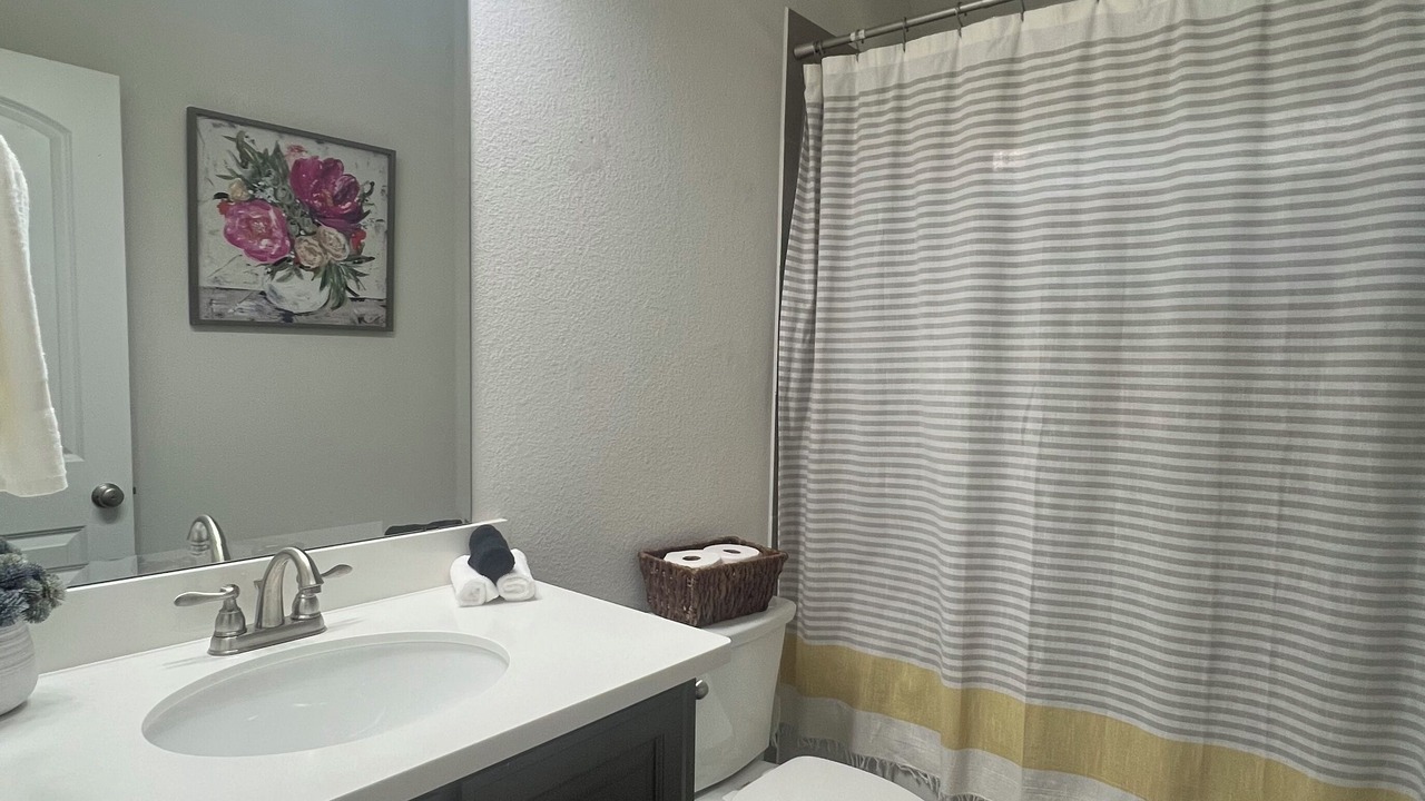 Photo of Bathroom in Justin