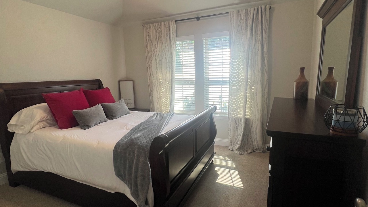 Photo of Bedroom in Justin