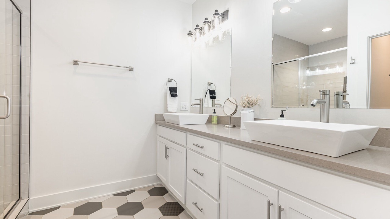 Photo of Bathroom in Historic Waverly