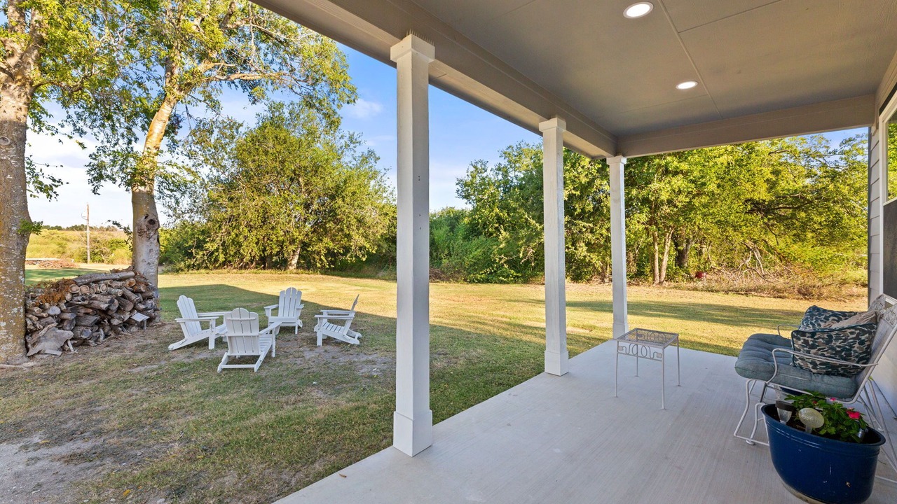 Photo of Patio Balcony in Taylor