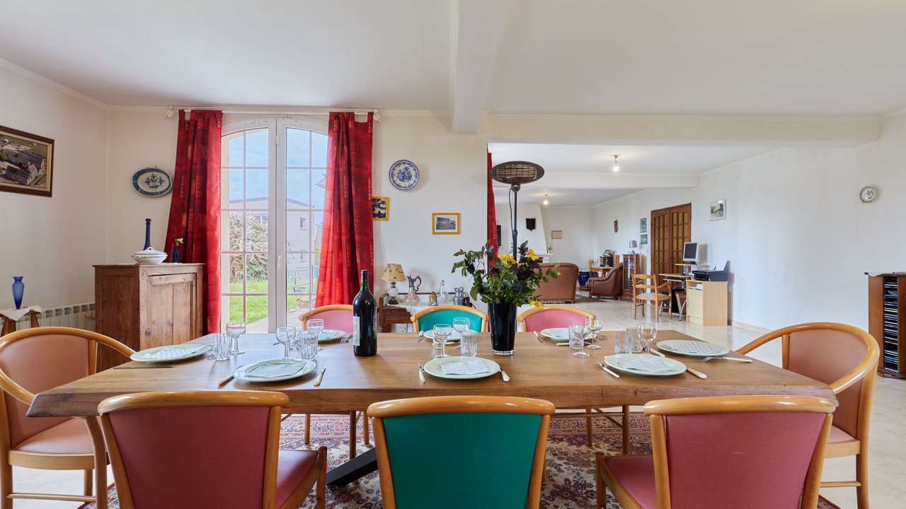 Photo of Bedroom in Fontenay-le-Pesnel