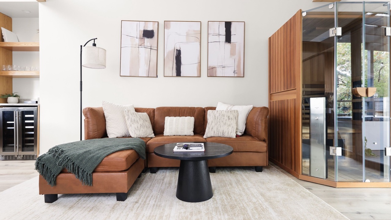 Photo of Livingroom in Travis Heights