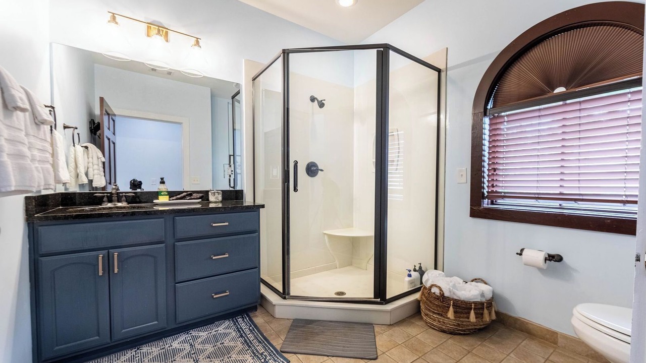 Photo of Bathroom in Eatonton