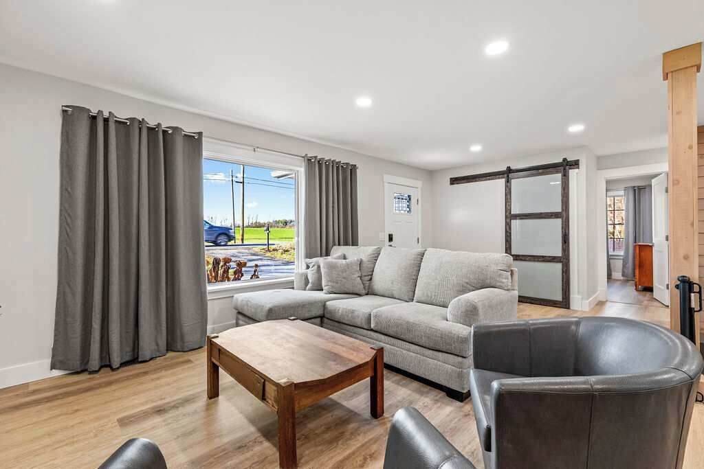 Photo of Bedroom in Skaneateles