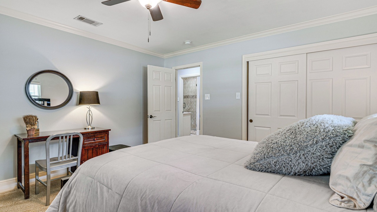 Photo of Bedroom in Redmond Terrace