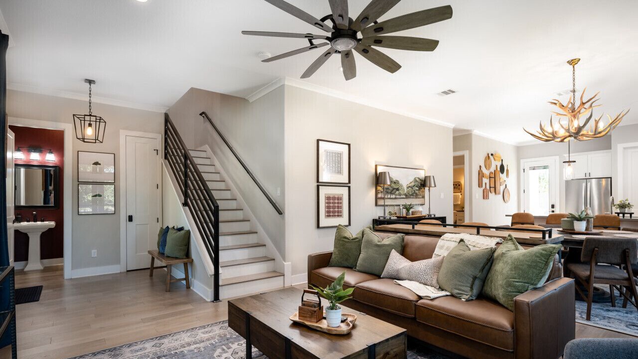 Photo of Bedroom in College Hills Estates