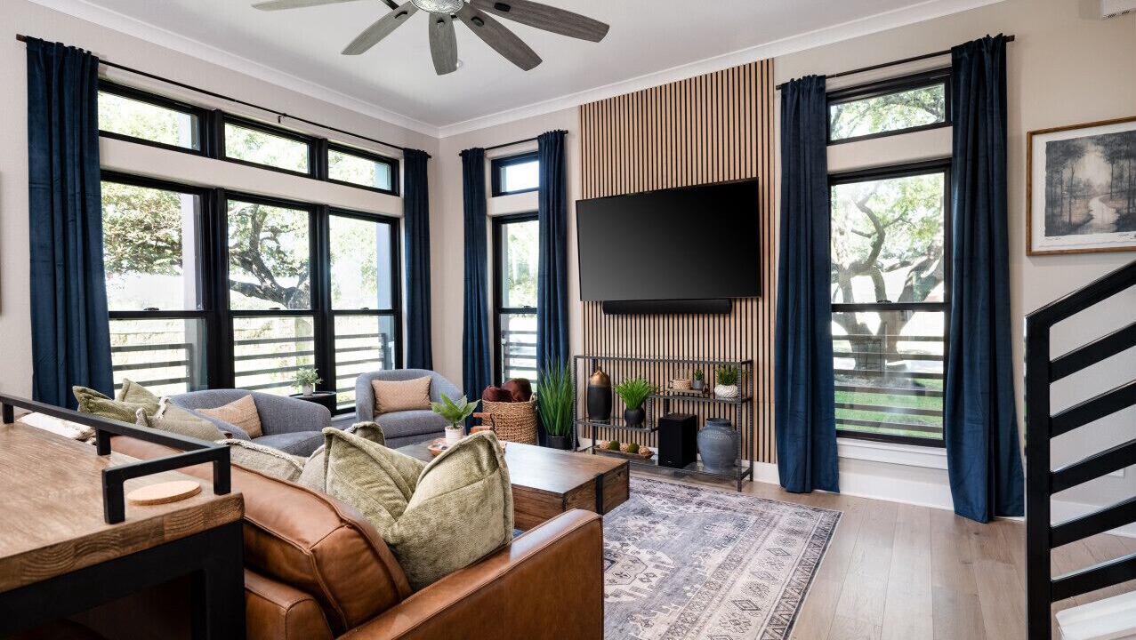 Photo of Bedroom in College Hills Estates