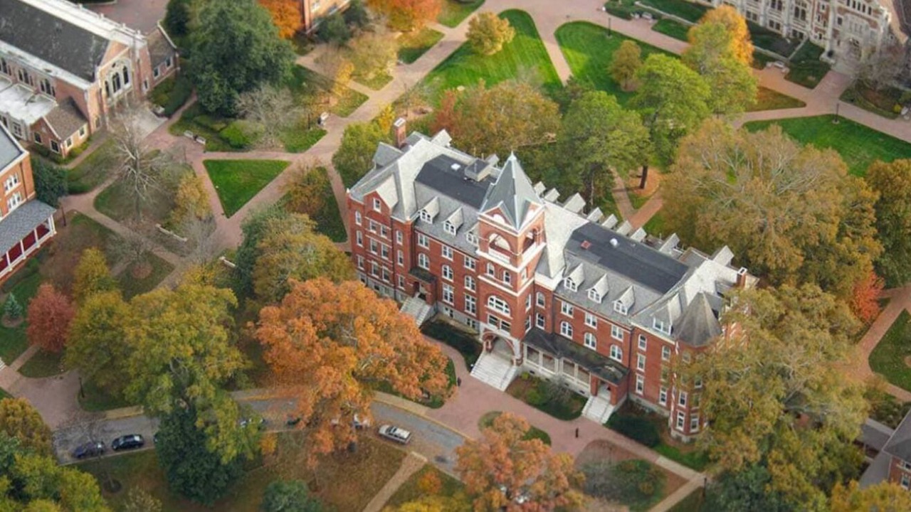 Photo of Outdoor in College Heights