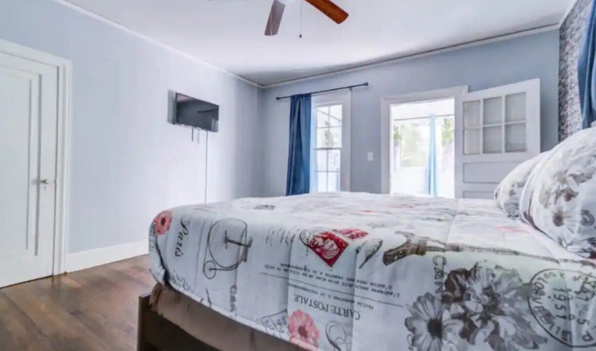 Photo of Bedroom in College Heights