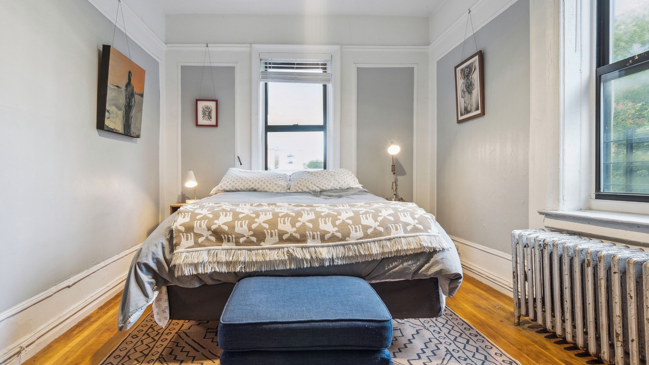 Photo of Bedroom in Highbridge