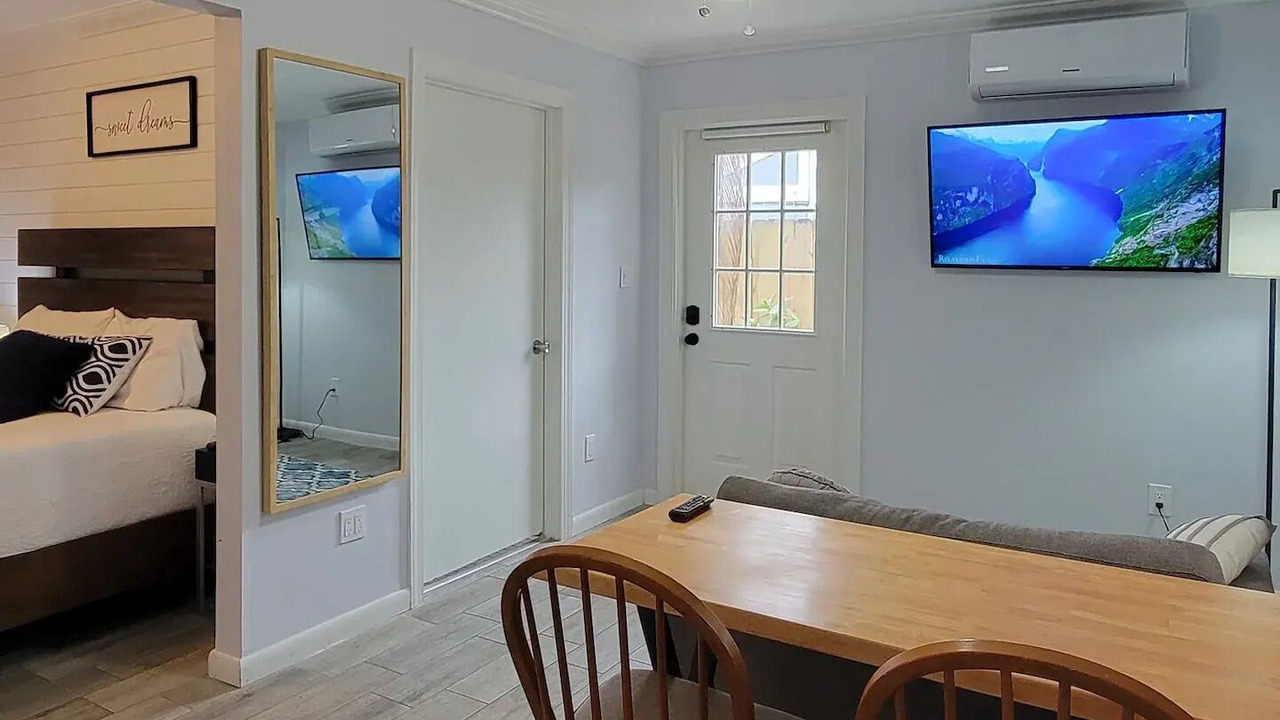 Photo of Bedroom in Weston