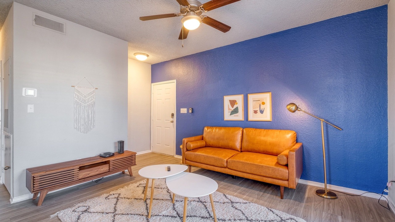 Photo of Livingroom in Milwood