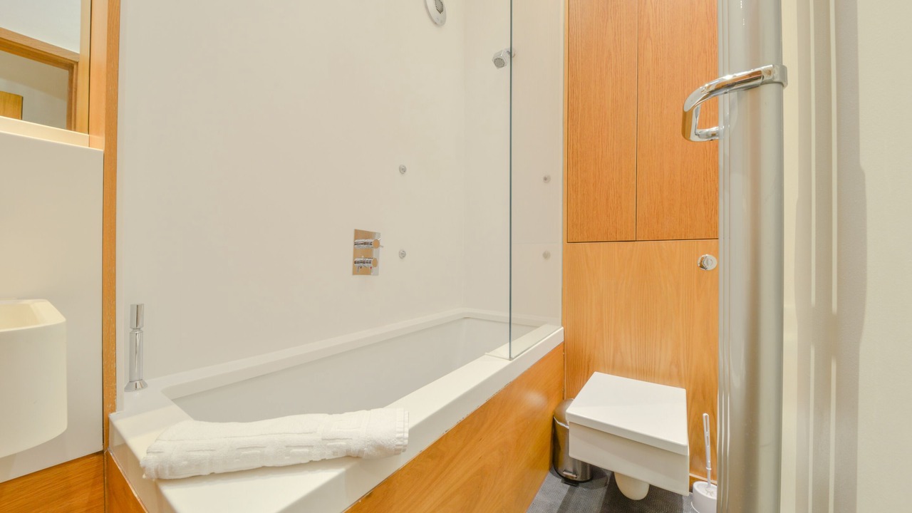 Photo of Bathroom in St Albans