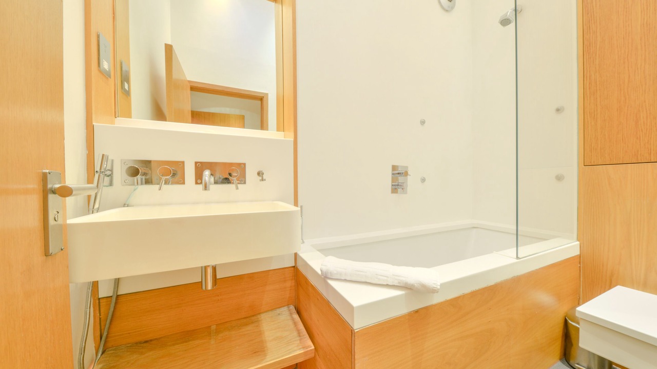 Photo of Bathroom in St Albans