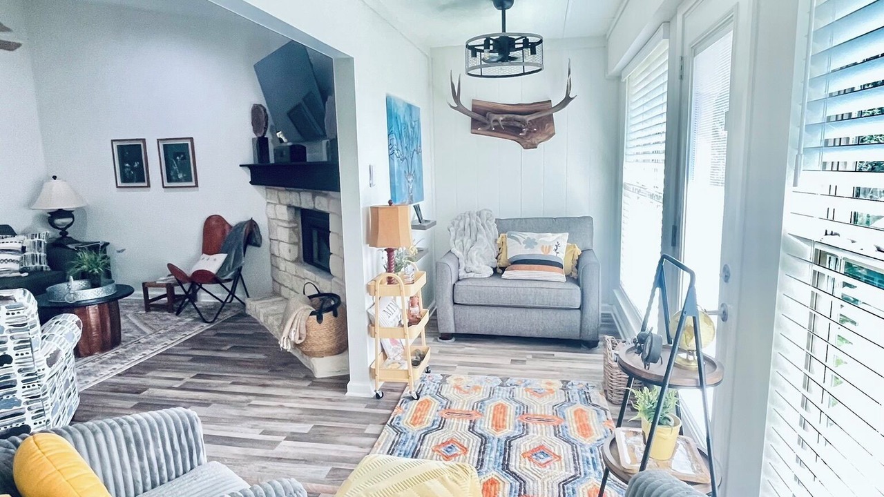Photo of Livingroom in Salado