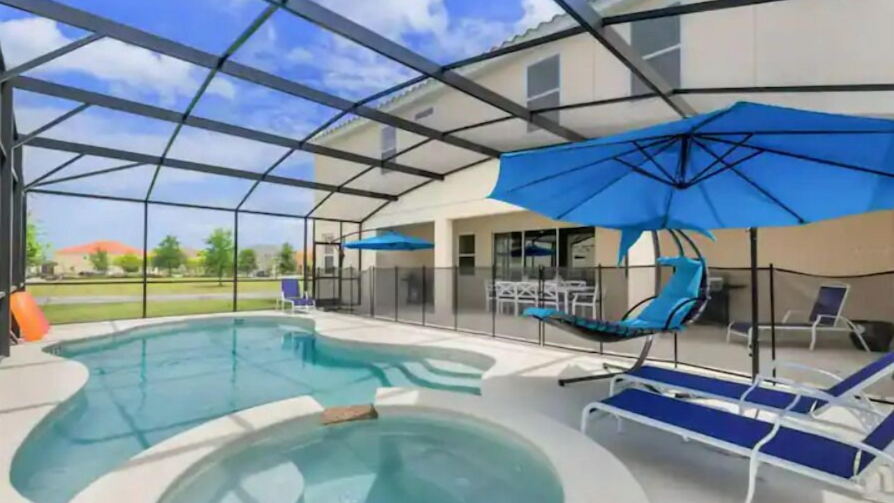 Photo of Outdoor in Loughman