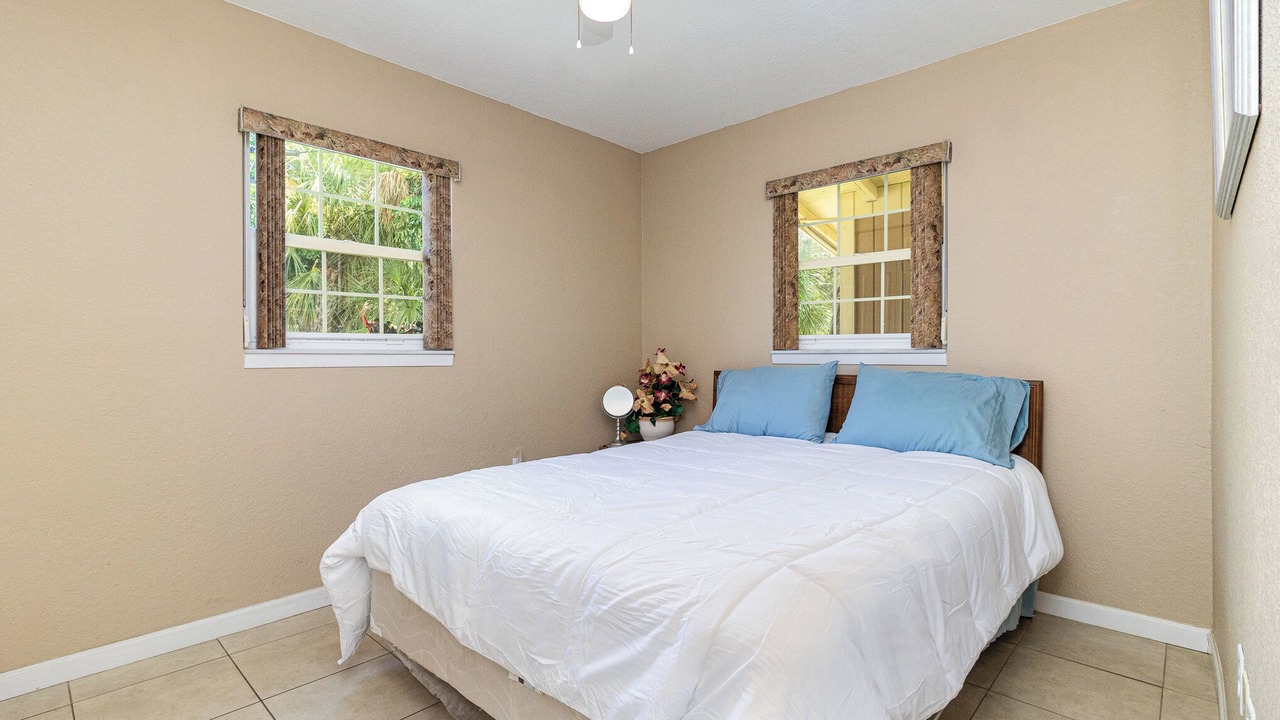 Photo of Bedroom in Tropic