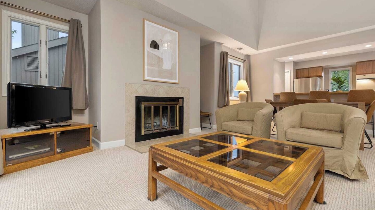Photo of Livingroom in Acme