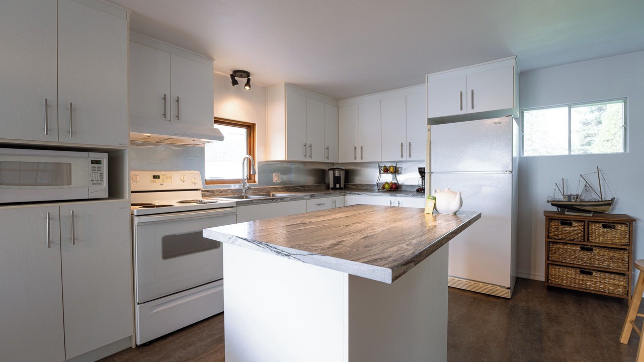 Photo of Kitchen in L'Ascension-de-Notre-Seigneur