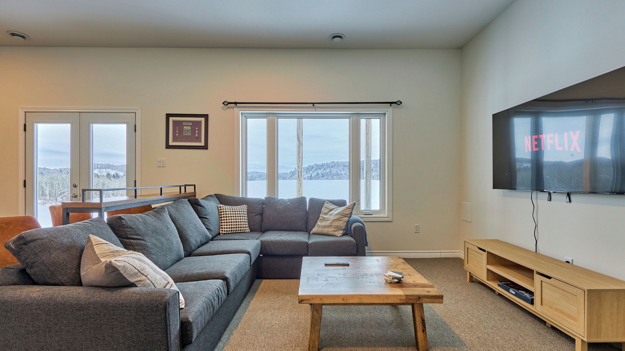 Photo of Livingroom in Huntsville
