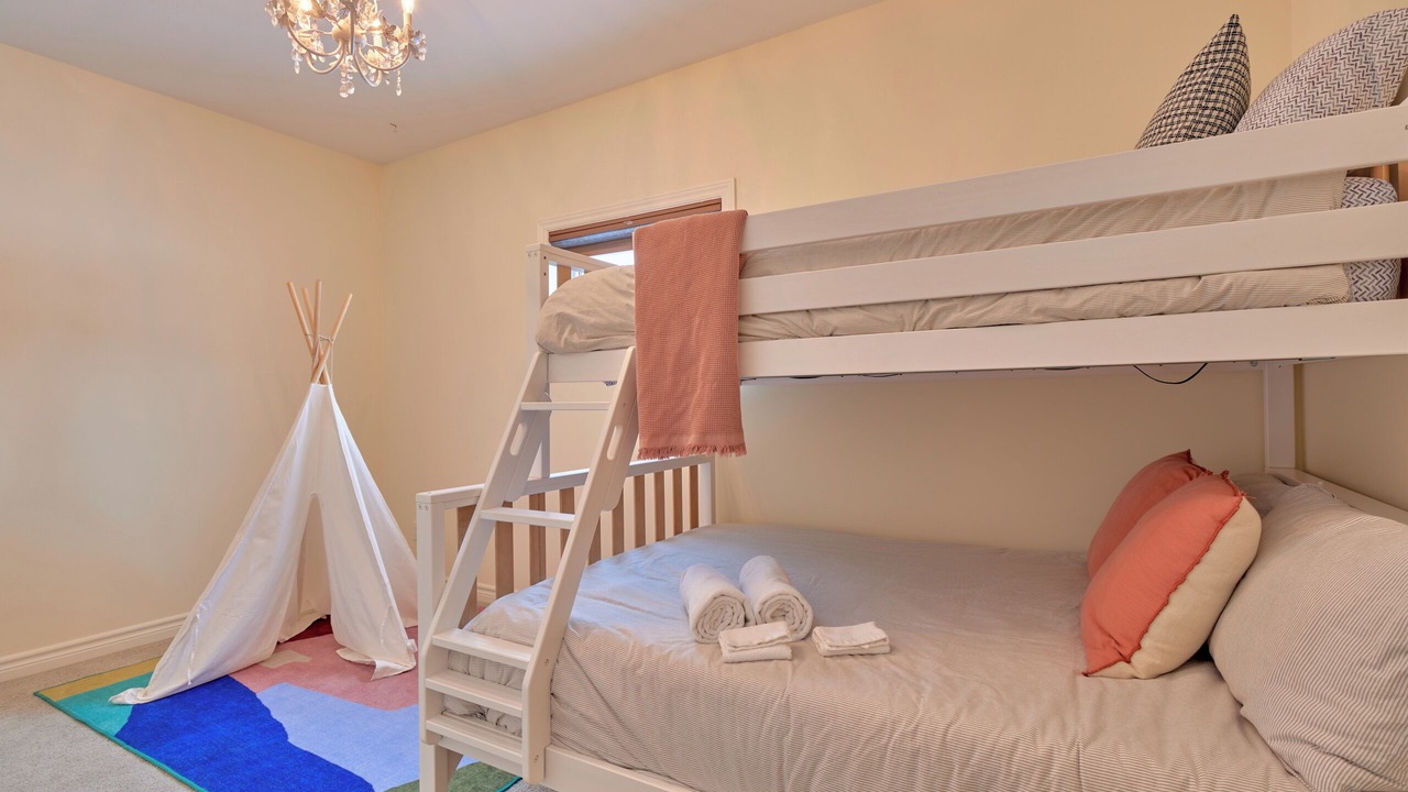 Photo of Bedroom in Huntsville