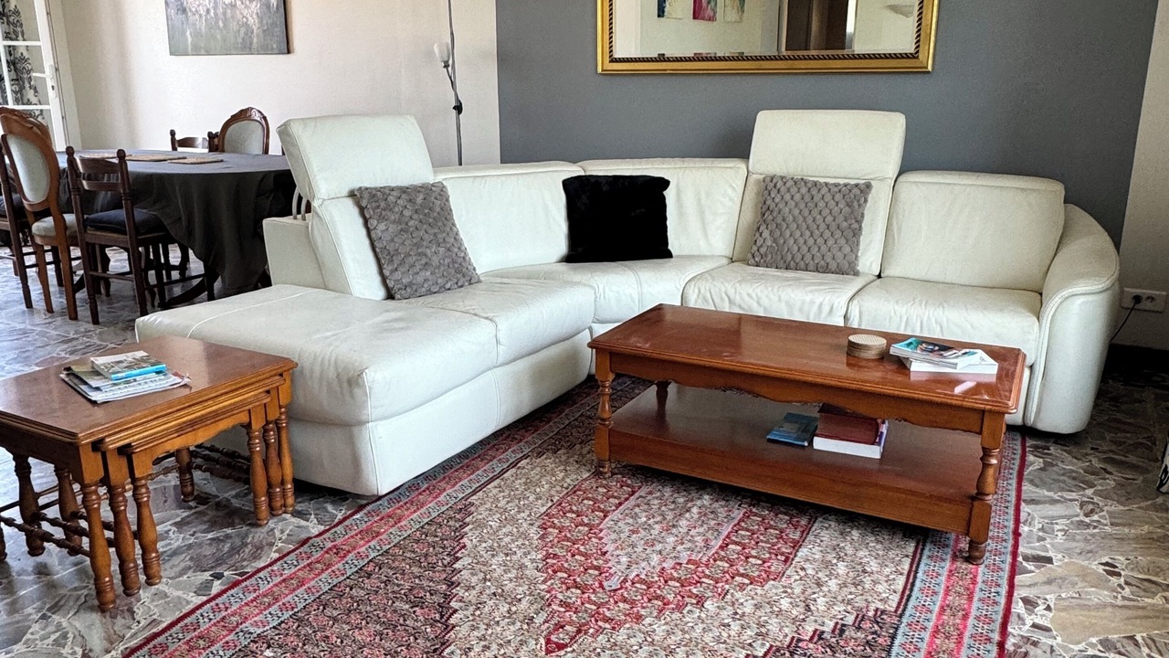 Photo of Livingroom in Allez-et-Cazeneuve