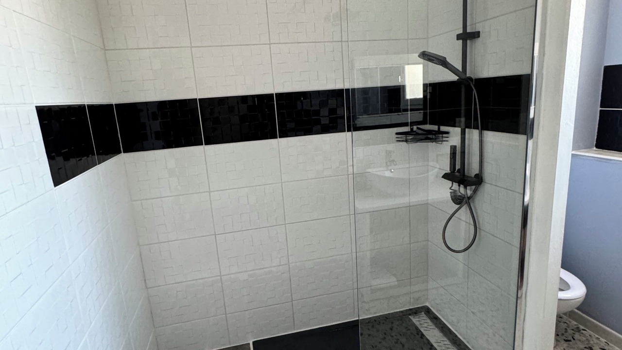 Photo of Bathroom in Allez-et-Cazeneuve