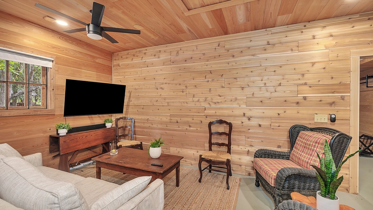 Photo of Livingroom in White Oak