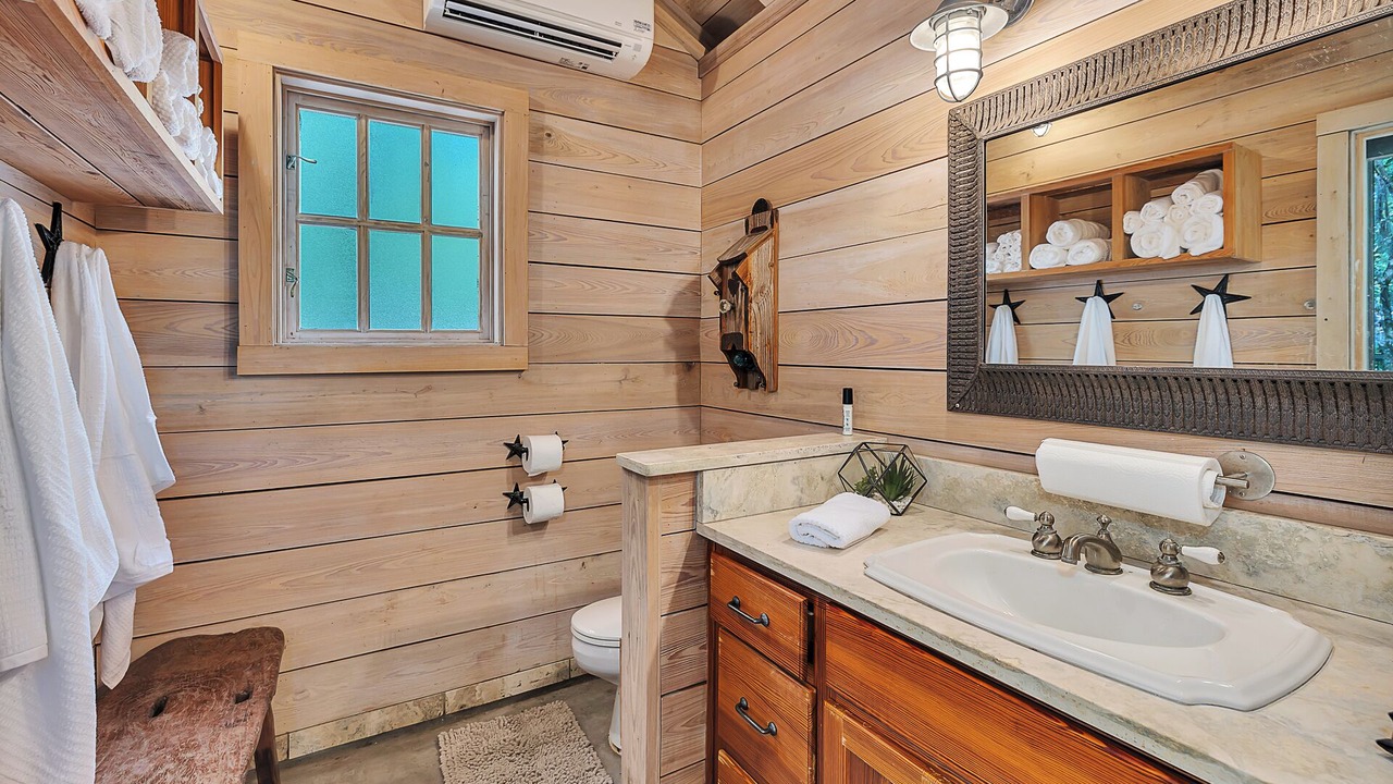 Photo of Bathroom in White Oak