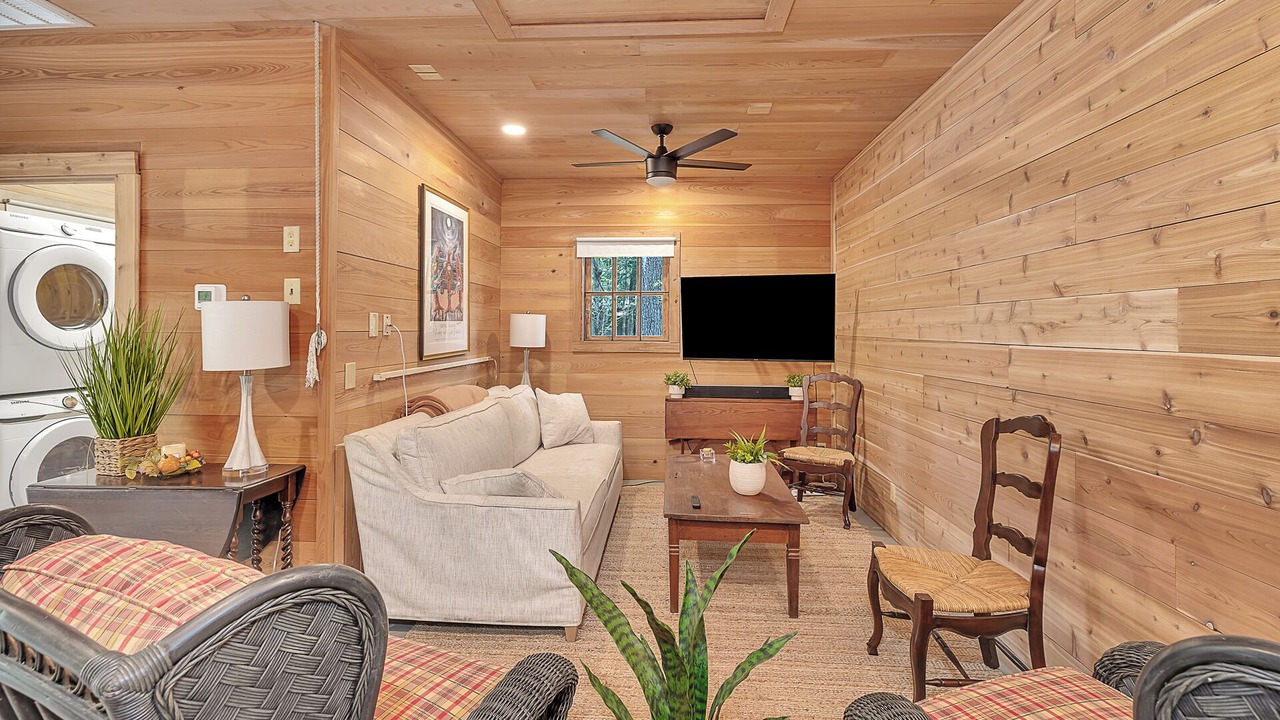 Photo of Livingroom in White Oak